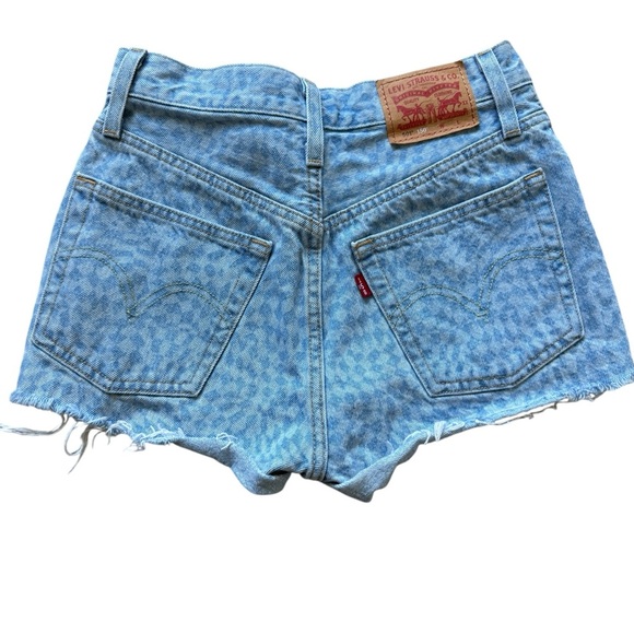 Levi's 501 150th Anniversary Women’s Frayed Jean Shorts Checked Pattern Size 26 - Picture 1 of 10